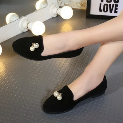 CHANEL Loafers Women--074